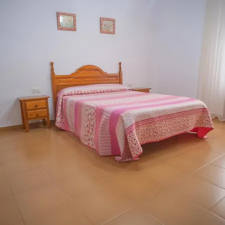 Apartment Modernos Con Garaje, Balcones Y Aire En - Es-180-23 *
