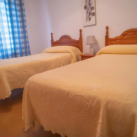 Apartment Modernos Con Garaje, Balcones Y Aire En - Es-180-23